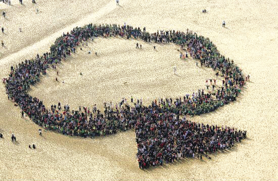 世界地球日组图--环保活动_作文网