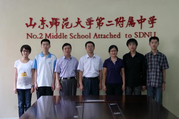 答:山师二附中是初中山师附中是高中山师二附中的学生初中毕业后有近