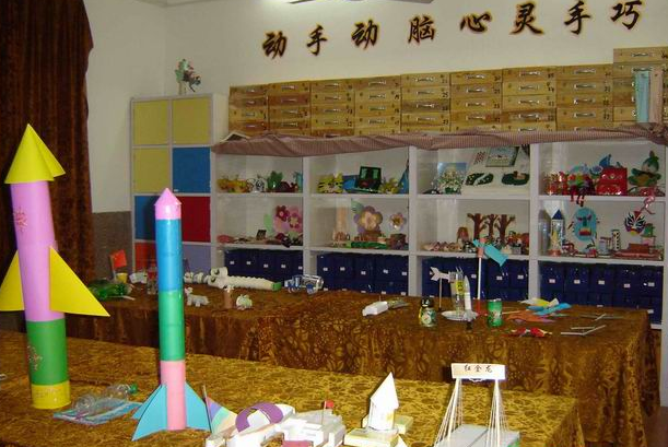  e度论坛 的版主--芸飘飘