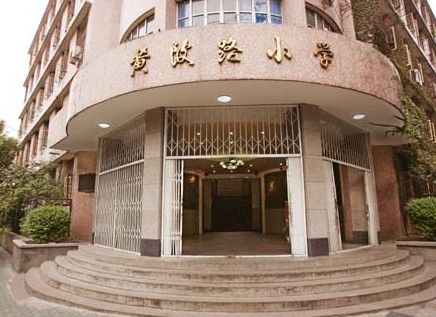 求武汉市江岸区2012-2013学年度八上册税收数学期末考试试题卷及小学生v上册图片年级图片