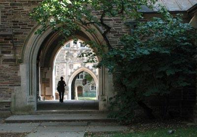  No.6 ����˹�ٴ�ѧ