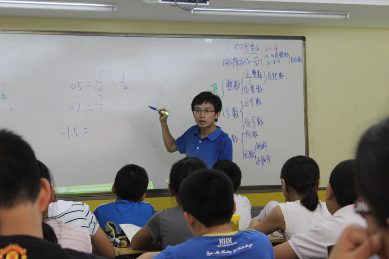 名师引领 促我县初中数学教学新发展
