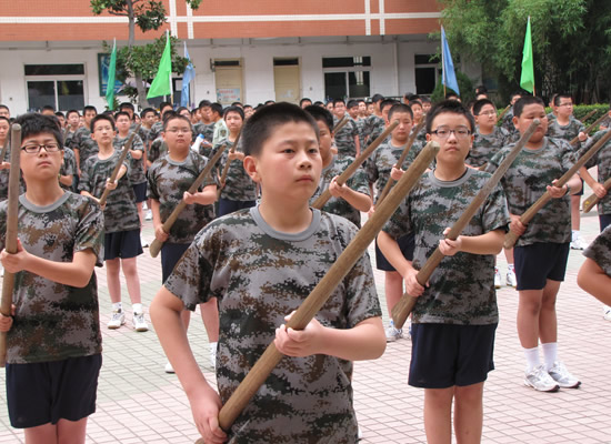 2012合肥寿春中学初一新生军训图片