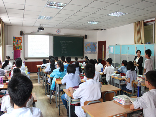 中原领航实验学校学校介绍(图片)