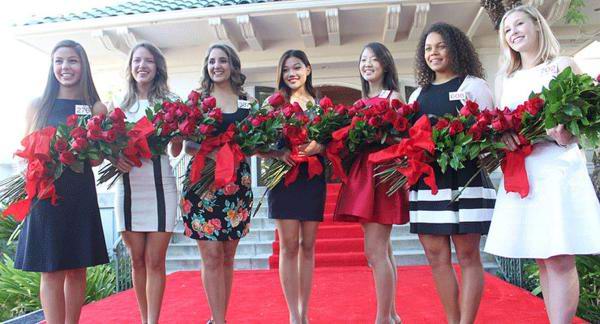 华裔 女孩 邵霞 入选 美国 玫瑰公主 