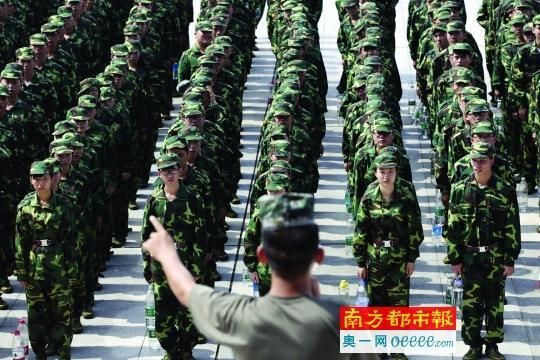 广州一职业学院新生军训中猝死 死因尚在调查