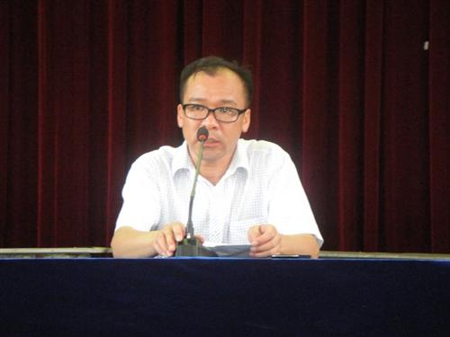 记三墩中学2010届初三学生毕业典礼