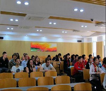 ���������ν�ʦ��