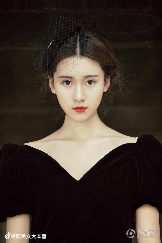 北京电影学院校花王子璇青涩靓丽获称古典女神图